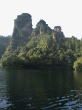 张家界的一座山峰png免抠素材_88icon https://88icon.com 一座山峰 张家界 旅游 风景