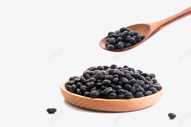 木盘中的黑色豆子png免抠素材_88icon https://88icon.com 木勺 豆类元素 食物 黑色豆子