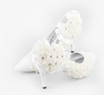 白色新娘高跟鞋png免抠素材_88icon https://88icon.com 情人 新娘 白色 高跟鞋