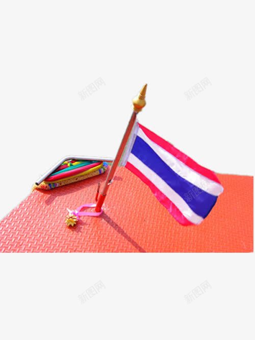 船头上的泰国国旗随风飘逸png免抠素材_88icon https://88icon.com png png图片 免费 免费图片 泰国国旗