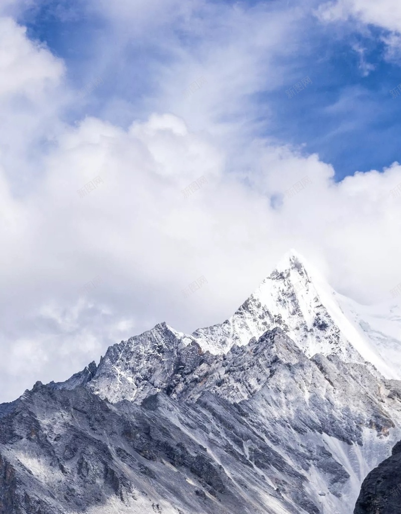 白色雪山风景摄影H5背景jpg设计背景_88icon https://88icon.com 白色 雪山 风景 摄影 天空 H5背景 树林 北方