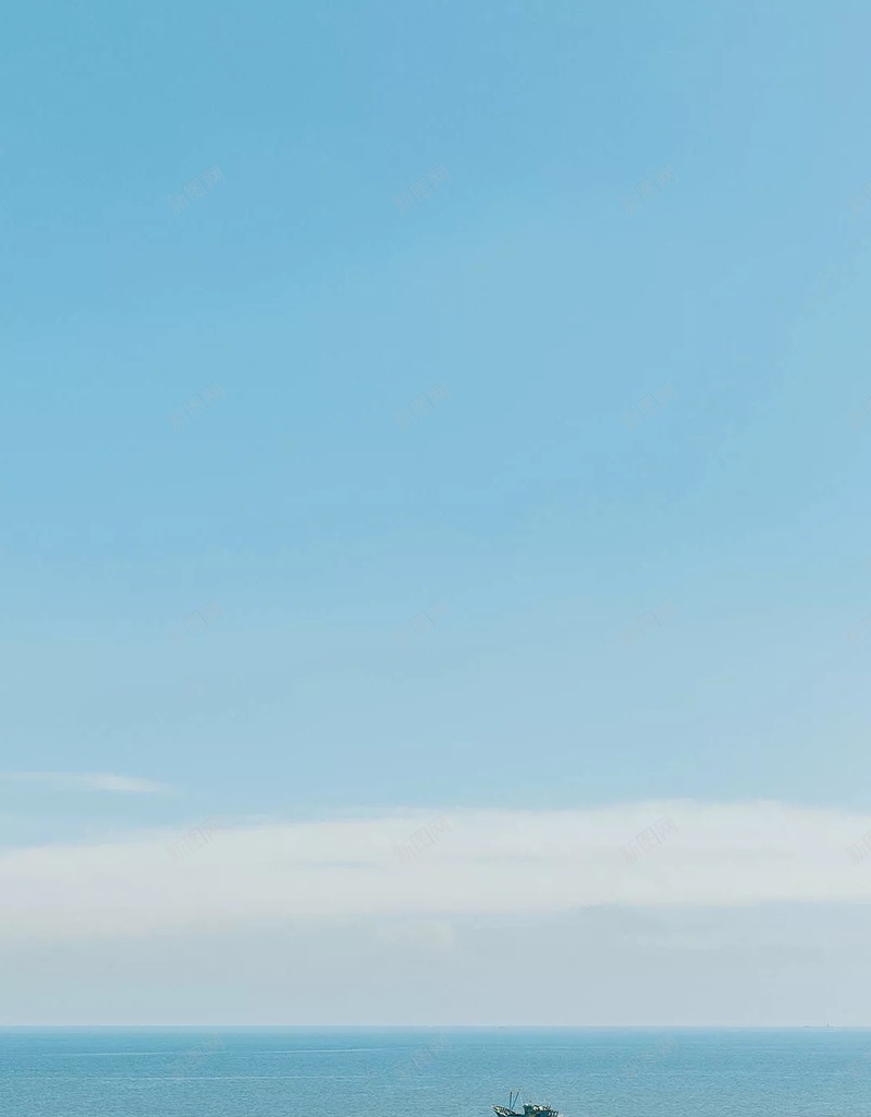 蓝色海洋远景摄影H5背景jpg设计背景_88icon https://88icon.com 蓝色 海洋 远景 摄影 小船 H5背景 天空 云彩