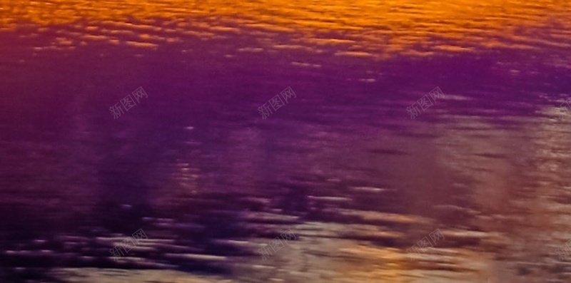 自然风景H5背景jpg设计背景_88icon https://88icon.com 湖水 天空 山峰 橙色 船只 H5 h5 摄影 风景