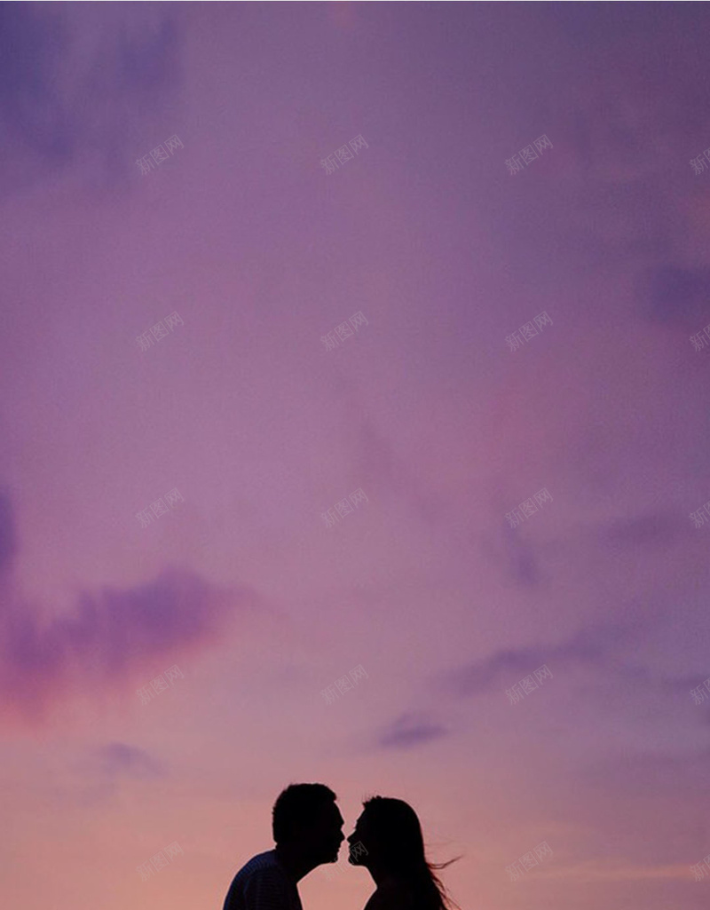 即将亲吻的两个人H5背景jpg设计背景_88icon https://88icon.com H5素材 亲吻 唯美 梦幻 浪漫 背景 黄昏