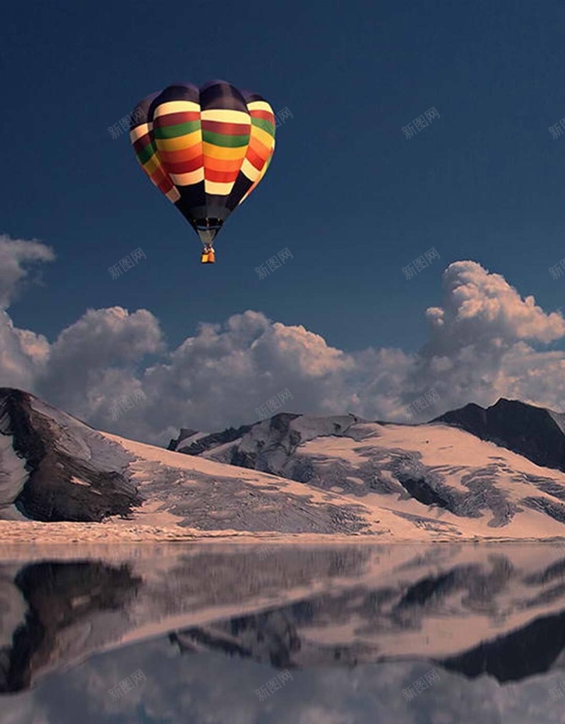 飞行的热气球H5背景jpg设计背景_88icon https://88icon.com 风景 热气球 旅游 旅行 飞行 H5背景 倒影 雪山 天空 水面 H5 h5 摄影