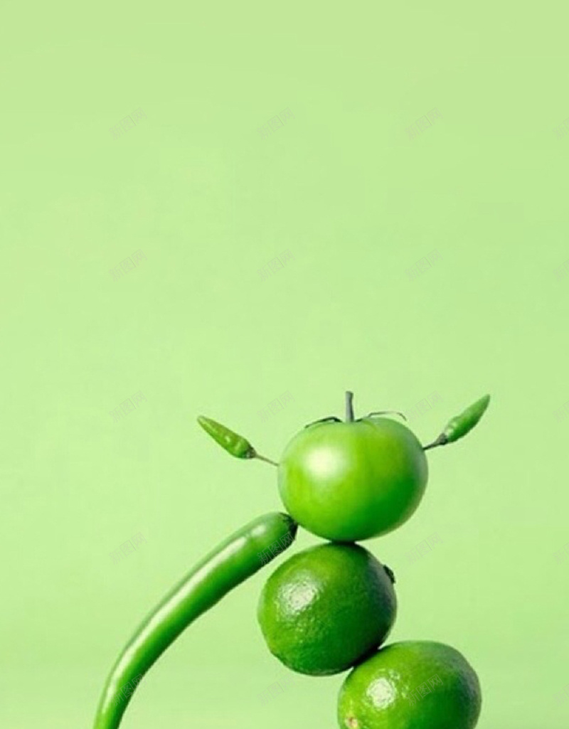绿色背景上的辣椒和橙子H5素材背景jpg设计背景_88icon https://88icon.com 绿色背景 橙汁 绿色 蔬菜 辣椒 H5素材 水果