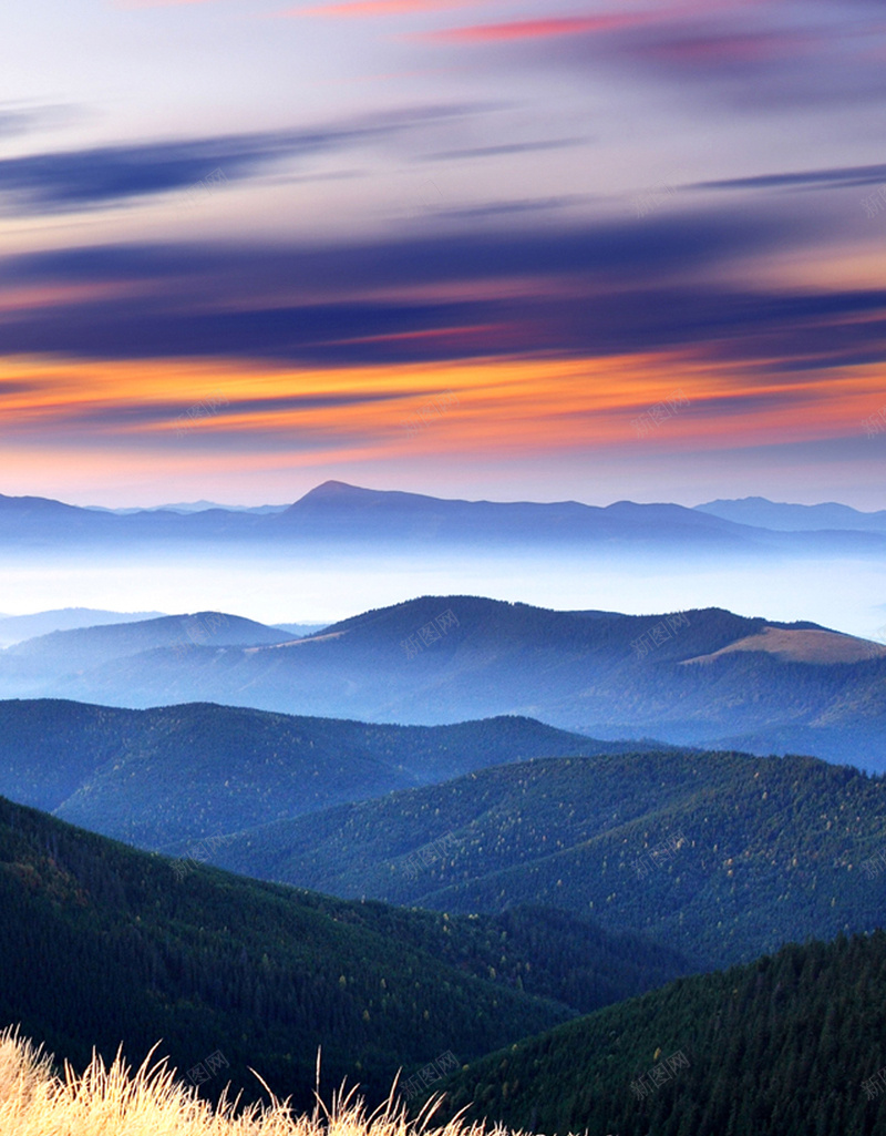 山脉H5背景jpg设计背景_88icon https://88icon.com H5 H5背景 h5 大气 天空 彩色 群山 草地