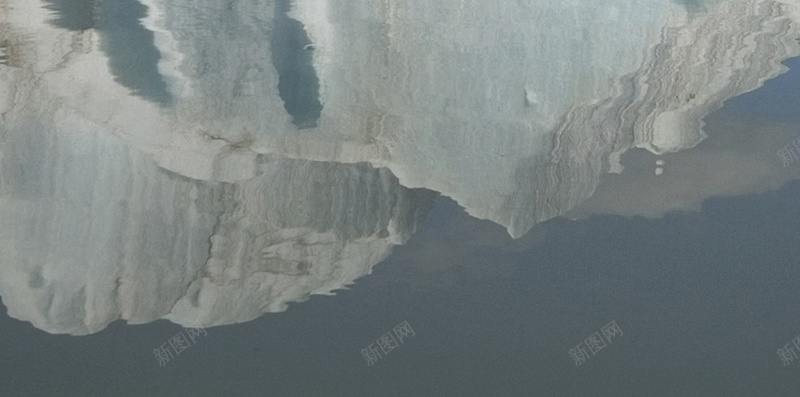 雪山大海探险者风景H5背景jpg设计背景_88icon https://88icon.com APP手机端 H5背景 冬天 大海 寒冷 小清新 探险者 滑冰 滑雪 雪山 雪山风景 风景背景