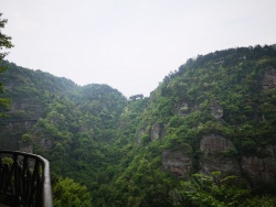 穿岩穿岩十九峰栈道高清图片