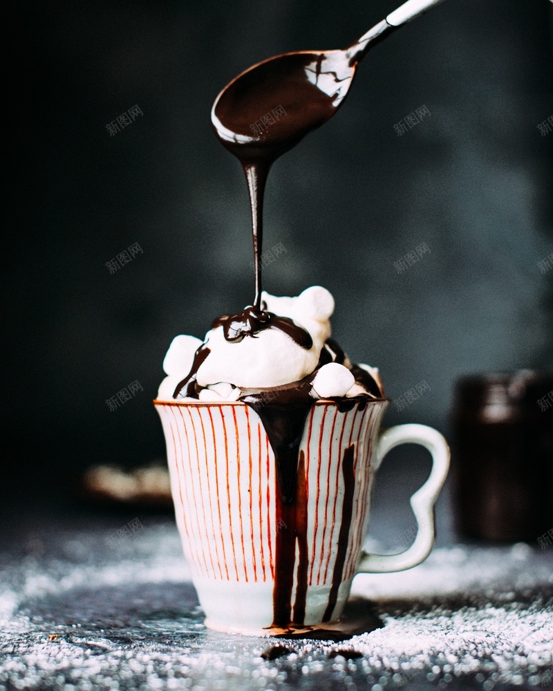 巧克力冰淇淋背景素材jpg设计背景_88icon https://88icon.com 冰淇淋 甜品 甜食 美食 食品 PPT 下午茶 杯子