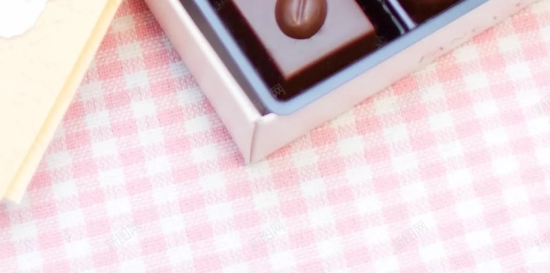 梦幻巧克力甜品摄影H5背景jpg设计背景_88icon https://88icon.com 梦幻 巧克力 甜品 糖果 摄影 H5背景 文艺 小清新 浪漫