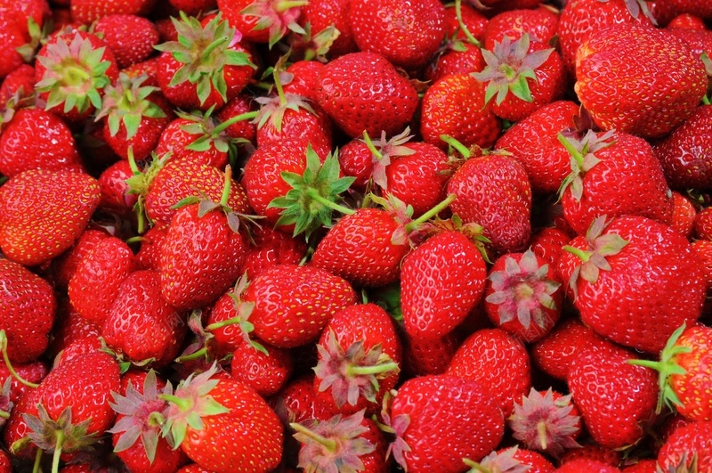 满满的草莓jpg设计背景_88icon https://88icon.com 自然 水果 食物 美味