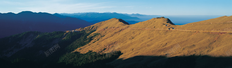 大幅宽幅风景摄影图湖景湖面大河湖山脉山川风景山树石背景