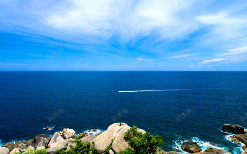壁纸蓝天白云海边摄影大图jpg_88icon https://88icon.com 壁纸 蓝天 白云 海边 摄影 大图