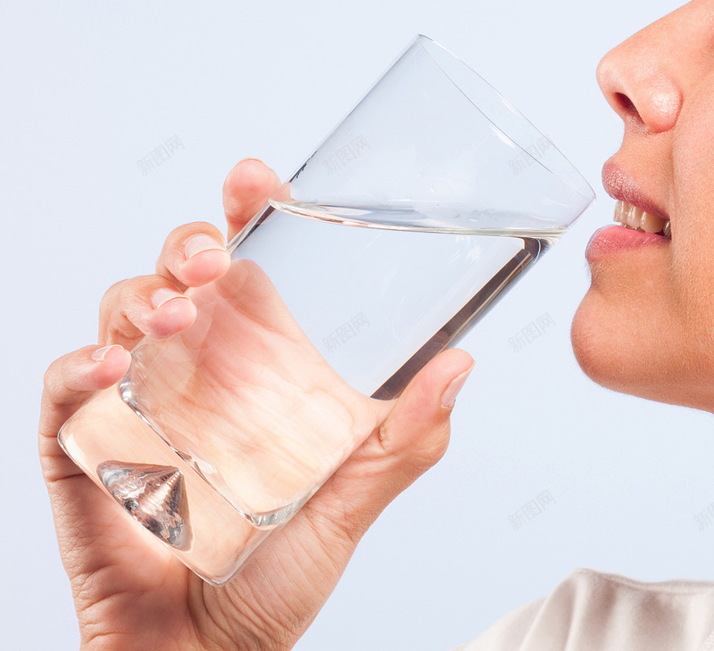 喝水水杯一个女人侧脸喝水喝jpg设计背景_88icon https://88icon.com 千百 宝宝 水杯 一个 女人 侧脸