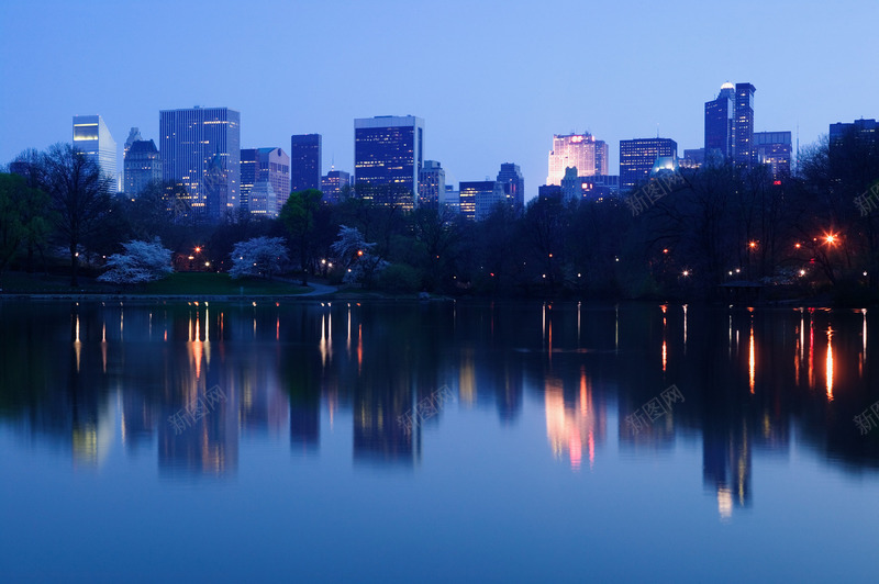 大V宝剑地产质感豪宅综合体写字楼热销劲销人气刷屏系jpg设计背景_88icon https://88icon.com 大宝 宝剑 地产 质感 豪宅 综合体 写字楼 热销 劲销 人气 刷屏