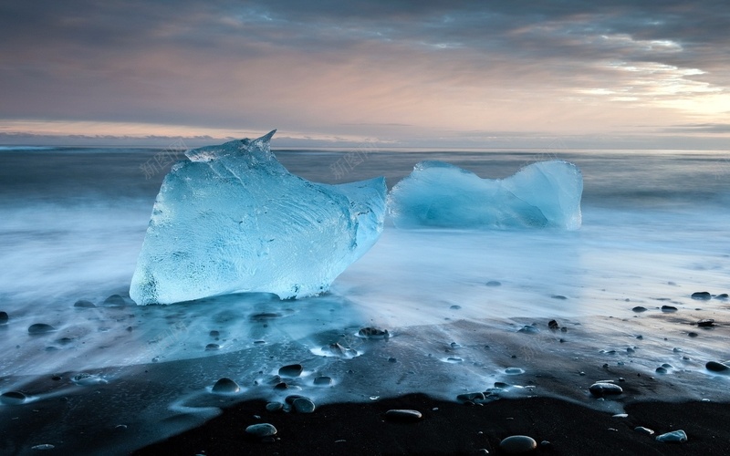 极地不一样的风景jpg设计背景_88icon https://88icon.com 冰雪 壁纸 奇景 治愈系 清新 蓝天青春 配图