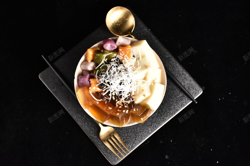 布丁茶冻甜品jpg设计背景_88icon https://88icon.com 布丁 甜品 茶冻 芋圆