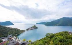 泸沽湖风景云南泸沽湖自然风景图片高清图片