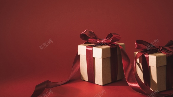 红丝带礼物盒光影背景