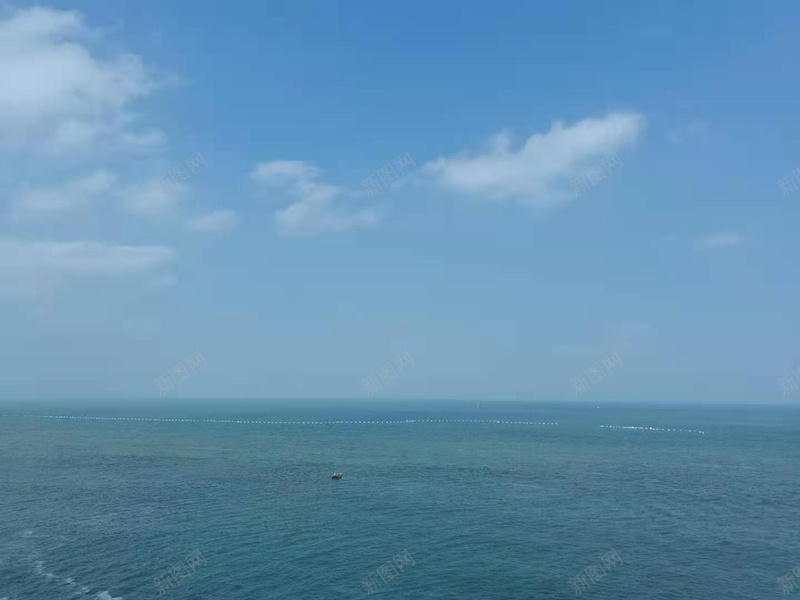 碧海蓝天帆船jpg设计背景_88icon https://88icon.com 蓝天 白云 大海 帆船