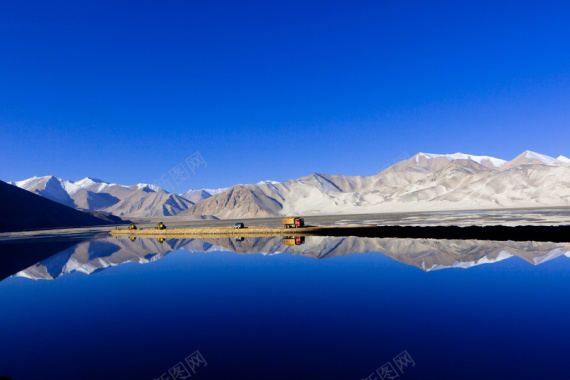 高清图素平静湖面背景