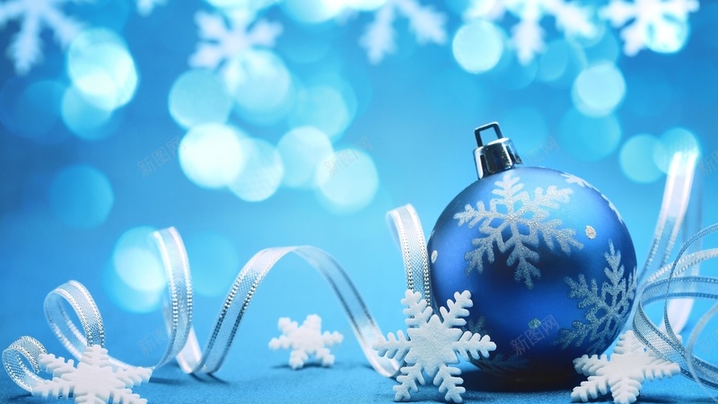 蓝色圣诞节球jpg设计背景_88icon https://88icon.com 蓝色圣诞节球 丝带 雪花 蓝色背景