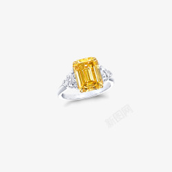 A Classic Graff ring featuring an emerald Cut yellow diamond with shield shape diamond side stones珠宝素材