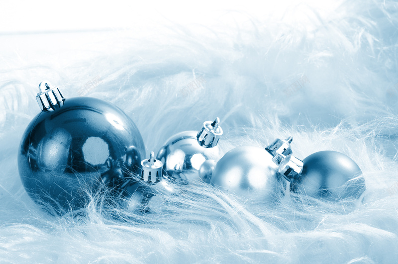 圣诞节装饰球蓝色绒毛毯背景素材jpg设计背景_88icon https://88icon.com 圣诞节 装饰球 蓝色 绒毛毯 PPT