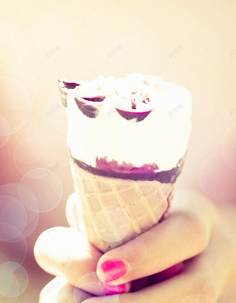 甜筒H5背景jpg设计背景_88icon https://88icon.com 冰淇淋 夏天 甜筒 童趣 美食 H5背景 H5 h5 卡通 手绘
