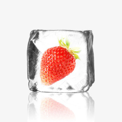 透明冰块里的草莓图片素材