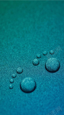 蓝色纹理背景上的水珠脚印H5素材背景背景