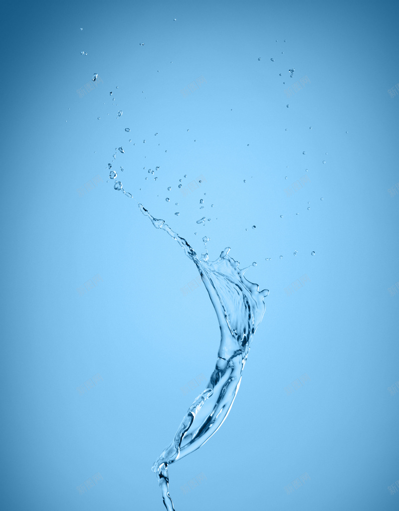 洒开的水滴背景素材jpg设计背景_88icon https://88icon.com 透明水滴背景 开心 质感 纹理 洒开的水海报 动感水素材 蓝背景透明水
