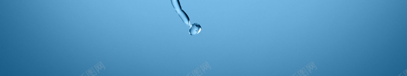 洒开的水滴背景素材jpg设计背景_88icon https://88icon.com 透明水滴背景 开心 质感 纹理 洒开的水海报 动感水素材 蓝背景透明水