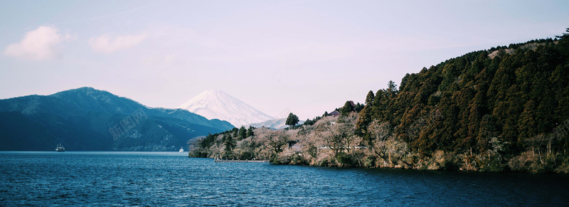 绿水青山山脉背景jpg设计背景_88icon https://88icon.com 海报banner 梦幻 浪漫 绿水青山山脉背景