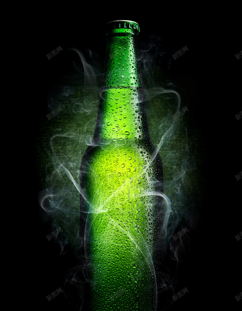 正冒着冷气挂着水珠的啤酒背景素材jpg设计背景_88icon https://88icon.com 冷气 凉爽 啤酒 夏季 水珠 饮料 简约 酒水