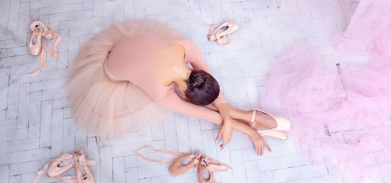 舞蹈服淘宝bannerjpg设计背景_88icon https://88icon.com 淘宝banner 美女 舞蹈鞋 女装 粉色 舞蹈服 浪漫 梦幻 海报banner