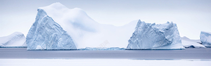 唯美白色冰山比较jpg设计背景_88icon https://88icon.com 唯美 冰山 北极 海洋 白色 风景 海报banner 大气