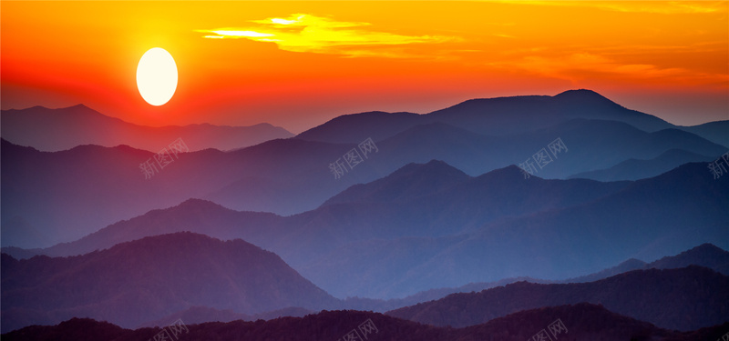 日出大山企业海报背景jpg设计背景_88icon https://88icon.com 太阳 日出 大山 企业文化海报 海报banner 摄影 风景