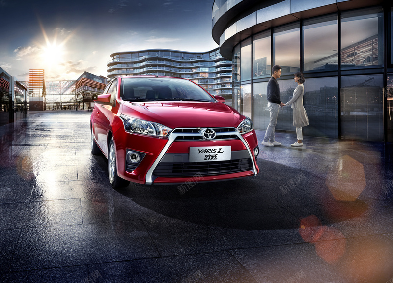 广汽丰田致炫海报psd设计背景_88icon https://88icon.com 丰田汽车海报 汽车广告 海报设计 广告设计模板 黑色 汽车海报 PSD素材 开心 大气