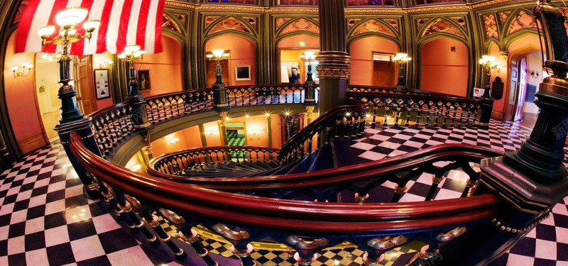 螺旋楼梯jpg设计背景_88icon https://88icon.com 螺旋楼梯 欧式建筑 室内灯光 banner背景 海报banner 摄影 风景