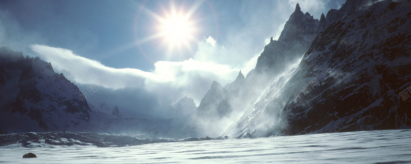 太阳白雪高山背景背景