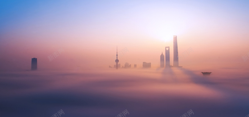 云端上的上海背景图背景
