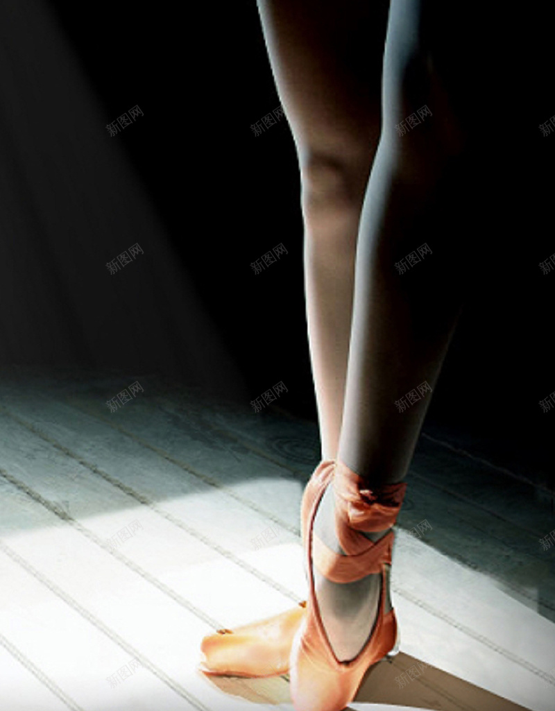 跳芭蕾的女孩商务素材H5背景jpg设计背景_88icon https://88icon.com 简约 黑色背景 商务素材 芭蕾 跳舞 跳芭蕾的女孩 舞蹈 H5背景素材 H5