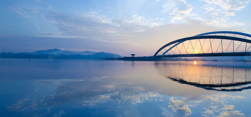 摄影风景图片jpg设计背景_88icon https://88icon.com 摄影 风景 图片 大桥 水面 海报banner