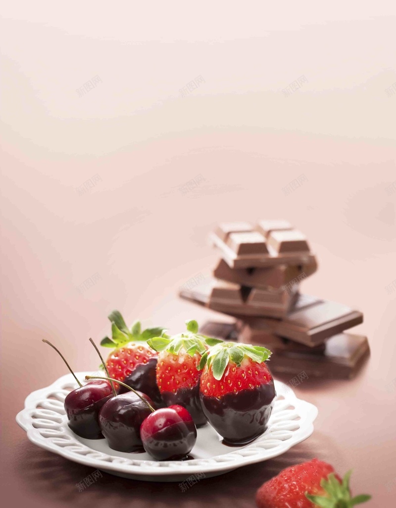 美味樱桃草莓巧克力点心海报psd设计背景_88icon https://88icon.com 水果巧克力 草莓巧克力 巧克力 樱桃 草莓 海报设计 商业海报 海报素材 点心 水果 美食海报