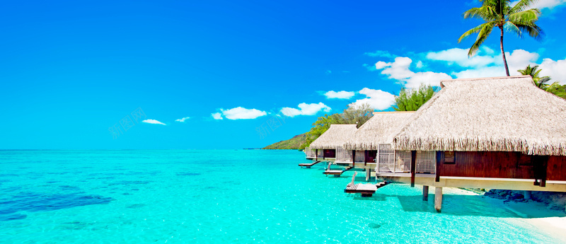 夏日清新旅游度假背景jpg设计背景_88icon https://88icon.com 蓝天 大海 白云 海岛 旅游 夏日 度假村 海报banner 摄影 风景