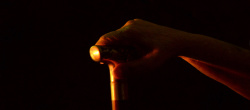 黑色拐杖摄影握着拐杖的手高清图片