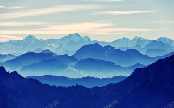 大气山峰景色摄影平面广告摄影图片
