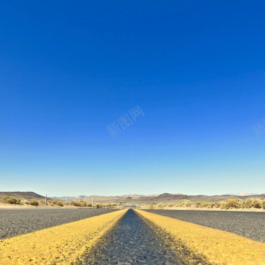 蓝天道路背景背景